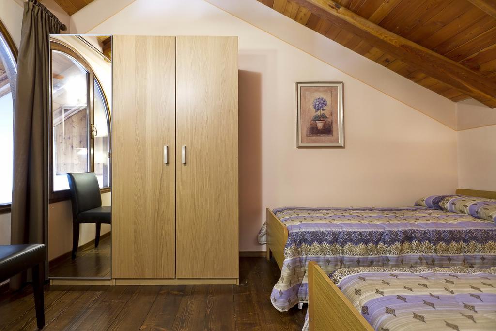 Appartamenti Orta Orta San Giulio Δωμάτιο φωτογραφία
