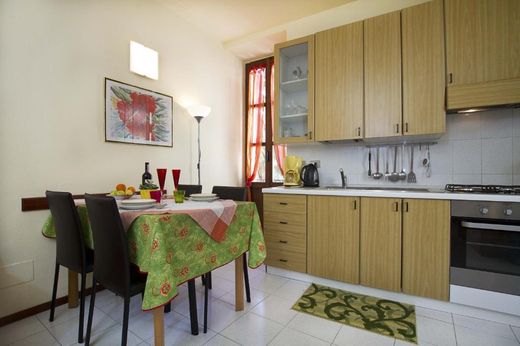 Appartamenti Orta Orta San Giulio Δωμάτιο φωτογραφία