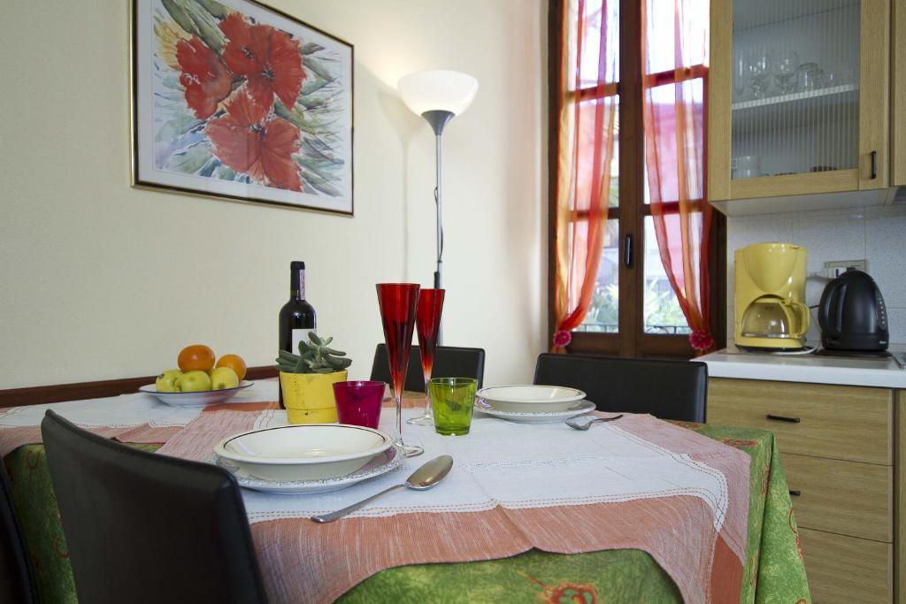 Appartamenti Orta Orta San Giulio Δωμάτιο φωτογραφία